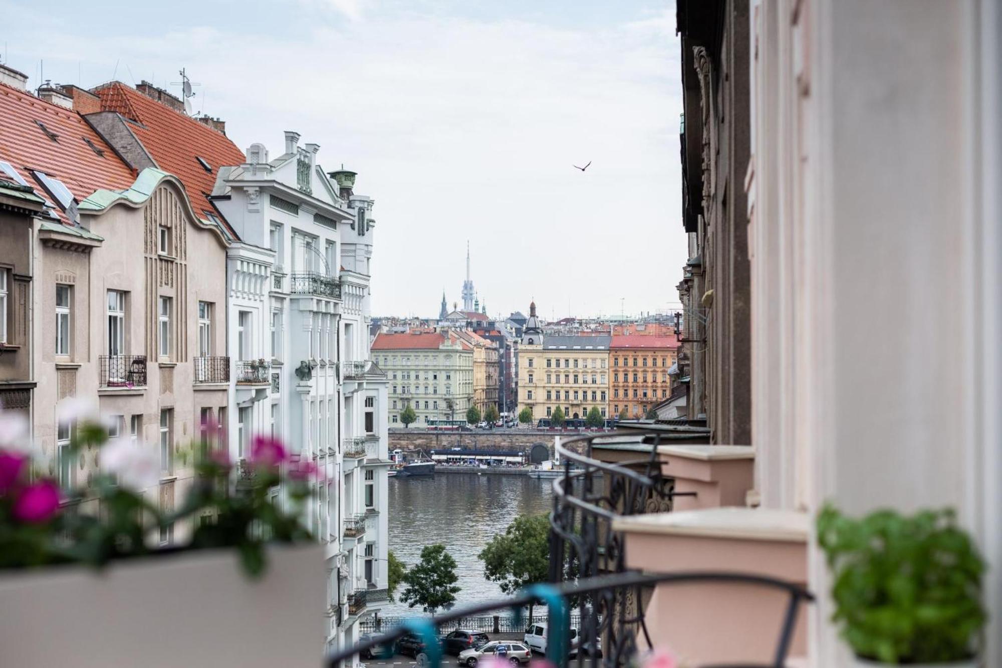Prague Days - Sunny Riverside Apartments With Terraces Exterior foto